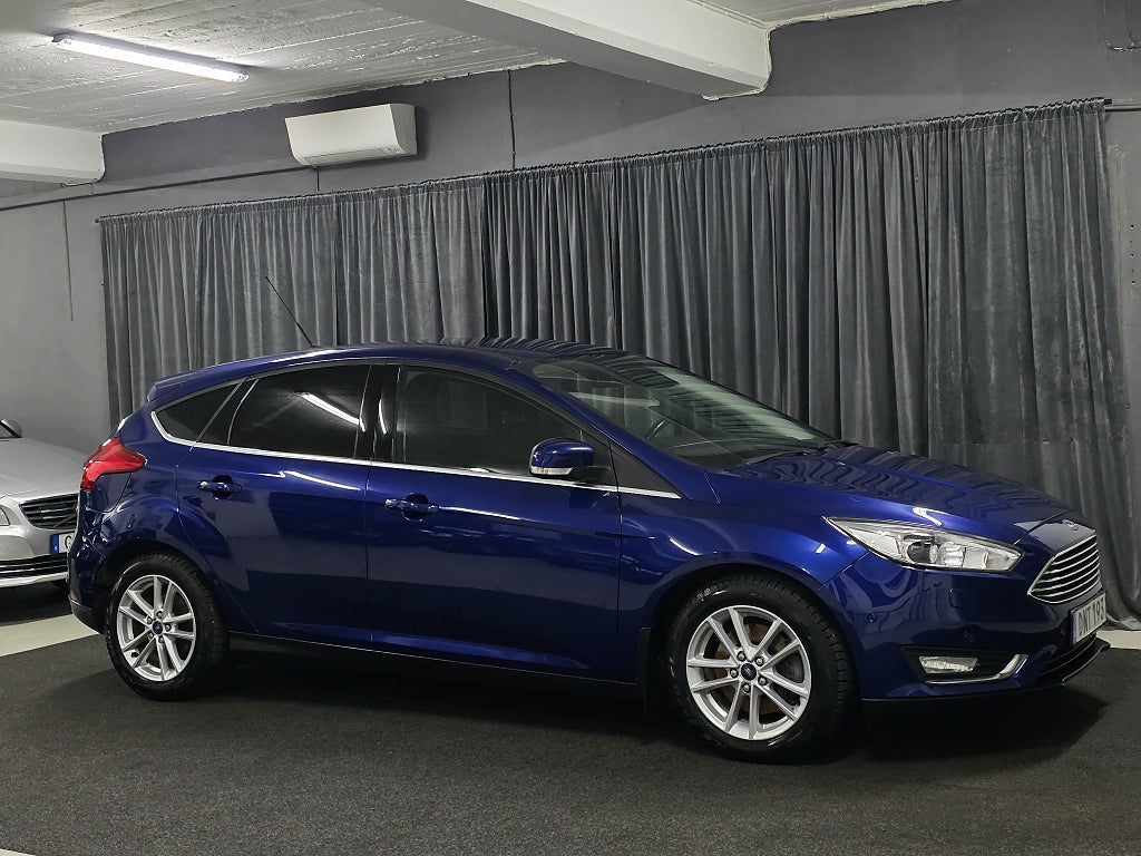 Ford Focus 1.5 EcoBoost Titanium X  Nyservad Ny kamrem Drag se Utr
