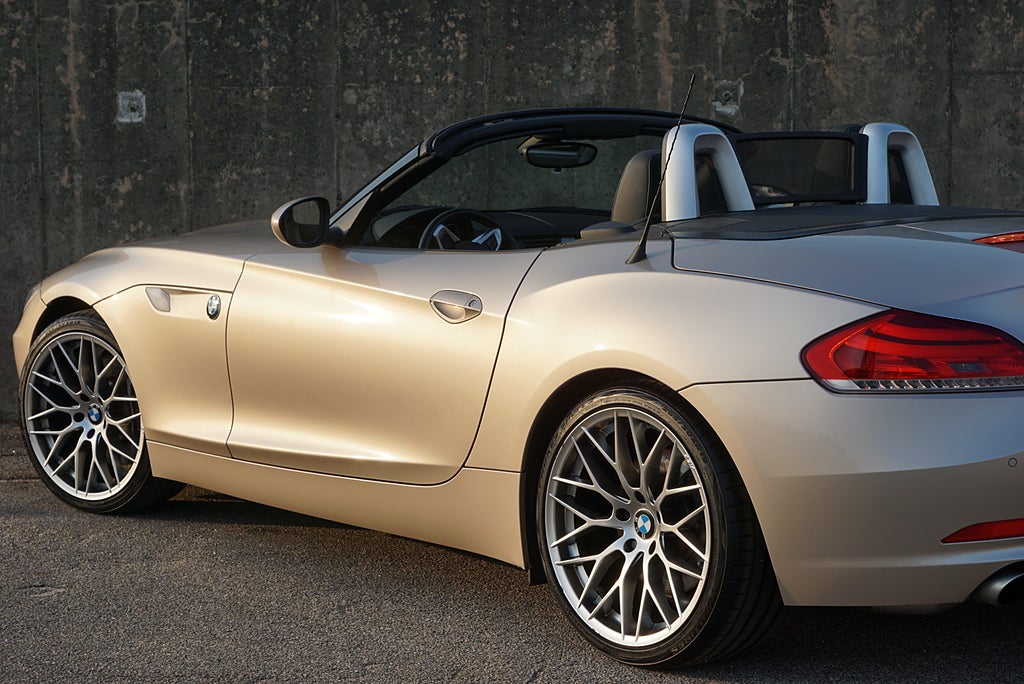 BMW Z4 sDrive35i DCT 306hk|Låga Mil|Hifi|PDC|Välvårdad|