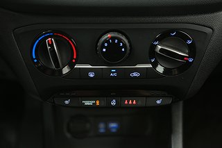 Halvkombi Hyundai i20 18 av 20