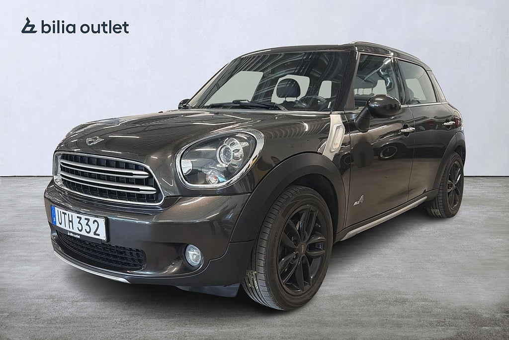 MINI Countryman Cooper D ALL4 Nyservad PDC Bak Navigation 