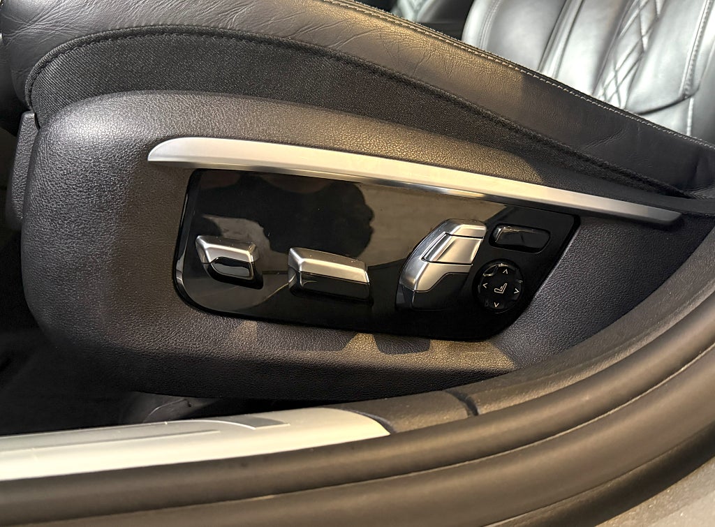 BMW 730 D xDRIVE 265HK M-SPORT TAKLUCKA H&K SOFTCLOSE HDU