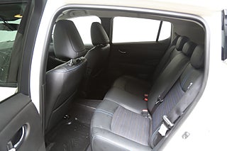 Halvkombi Nissan Leaf 23 av 24