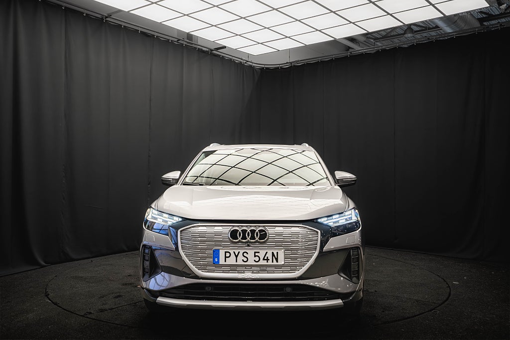 Audi Q4 e-tron 50 QUATTRO ADVANCED PANO SONOS 93.4%SoH 1-ÄGARE MOMS