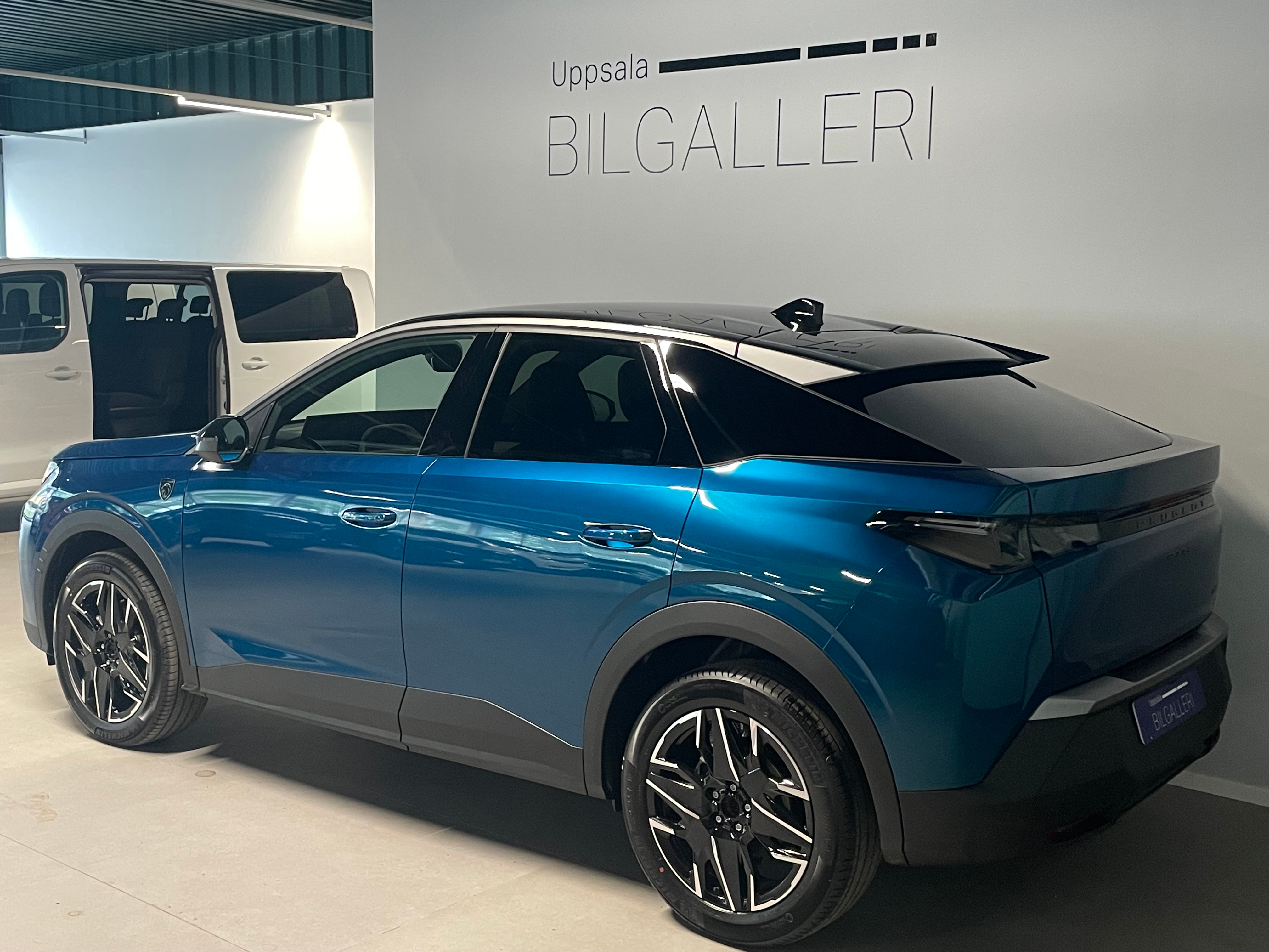 Peugeot 3008 GT HYBRID 145hk Automat 2025, bild 4/55