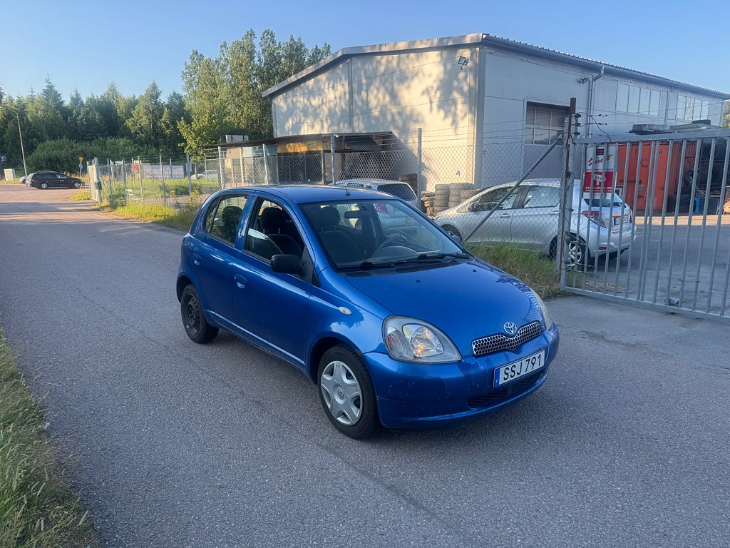 Toyota Yaris 5-dörrar 1.0 VVT-i
