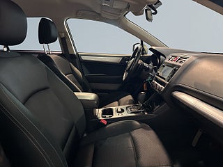 Subaru Outback 2.5 4WD Lineartronic Dragkrok Mvärm Backkamera SoV – bild 10