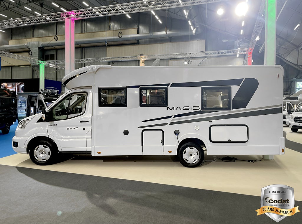 Ci Magis 82 XT automat, Alde, toalett i akter.