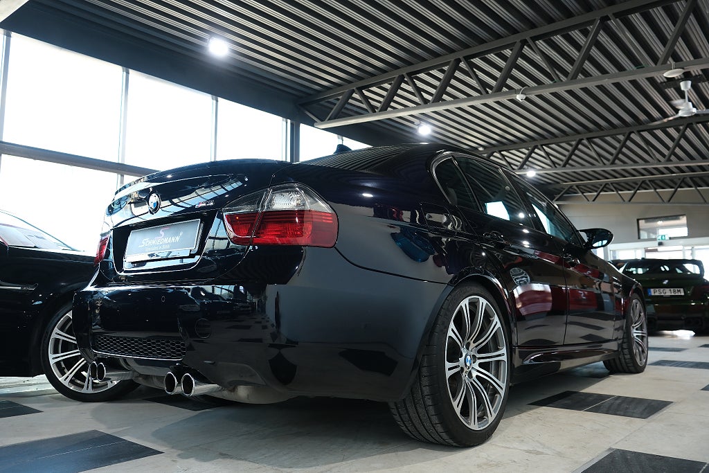 BMW M3 2008 - miniatyr 6