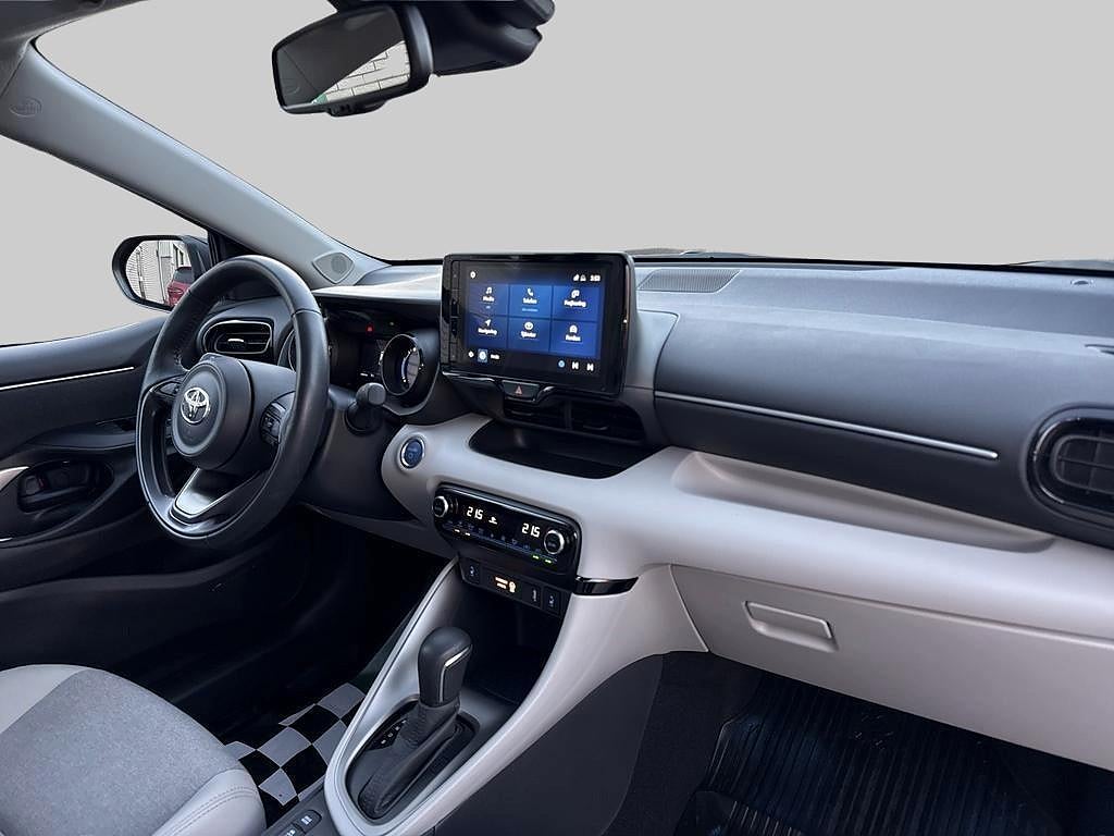 Toyota Yaris 2022 - miniatyr 7