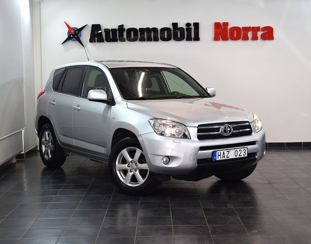 Toyota RAV4 2.0 VVT-i 4x4 PDC/Drag/M-värmare/Automat