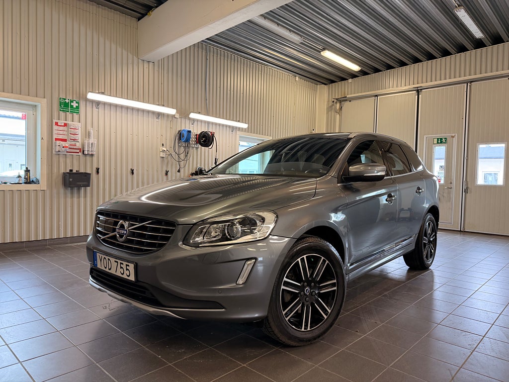 Volvo XC60 D4 AWD Geartronic Classic Summum PANORAMA DRAG