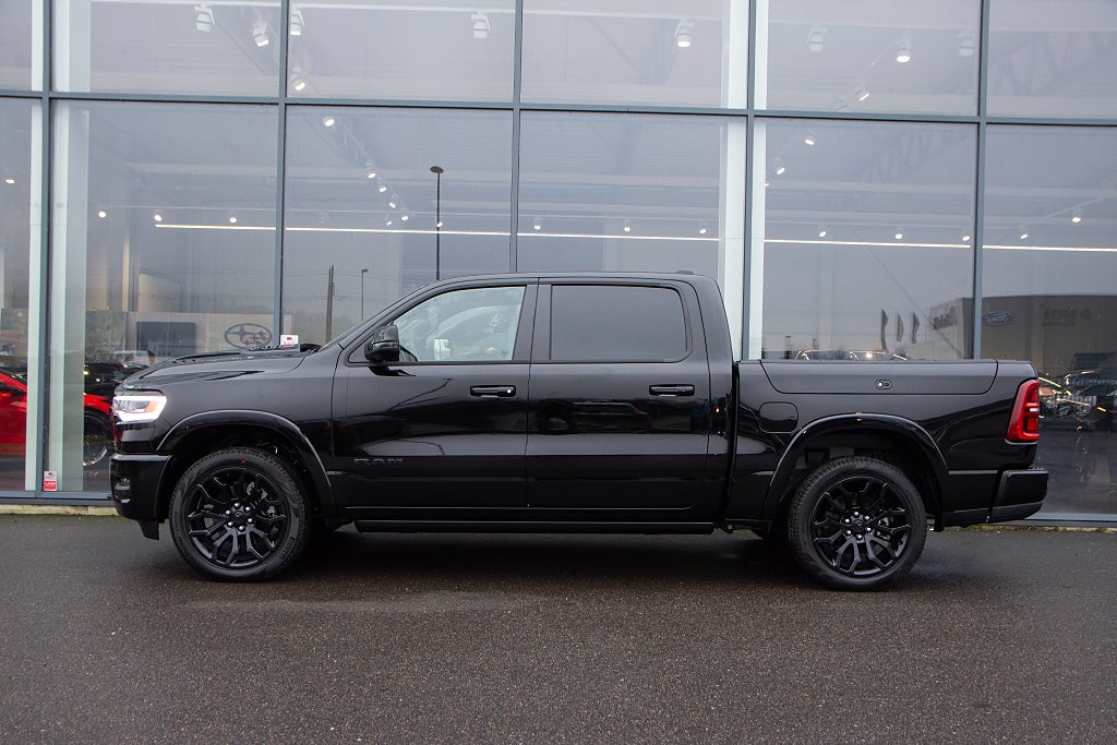 Dodge RAM 1500 Limited Rambox Night Multilu 548 hk LÅG SKATT