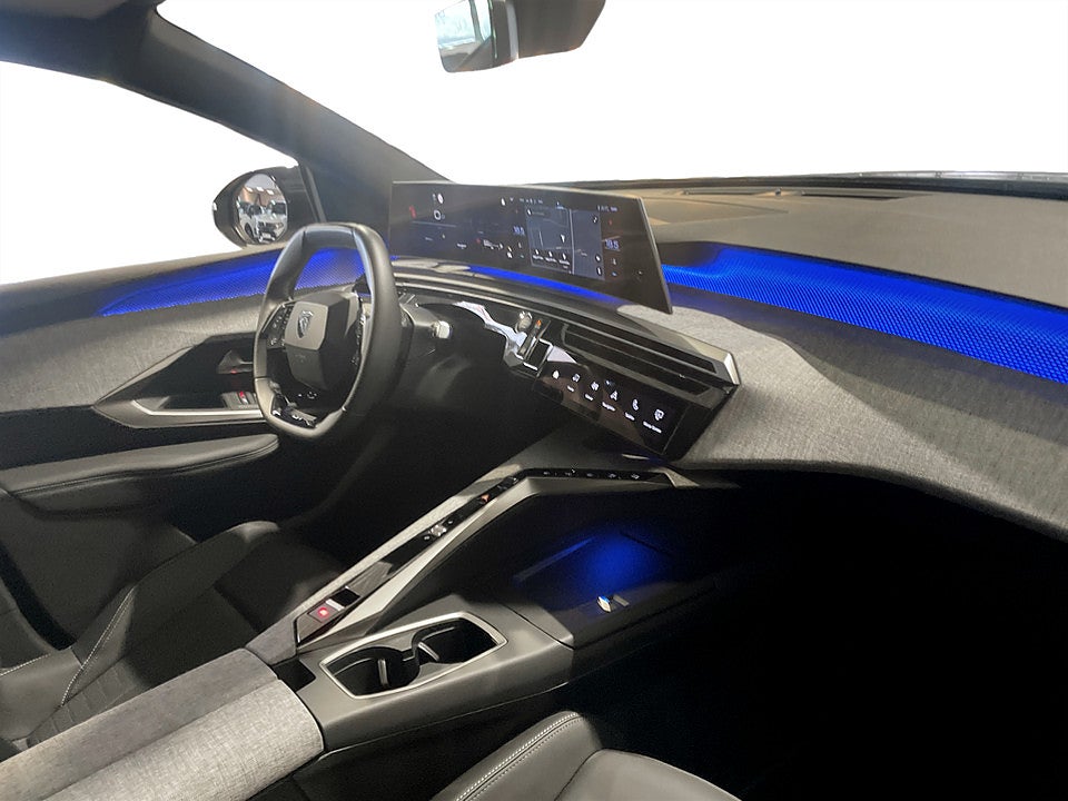 Bild på Peugeot 5008 GT Hybrid 145hk Aut 7-SITS B-KAMERA CARPLAY