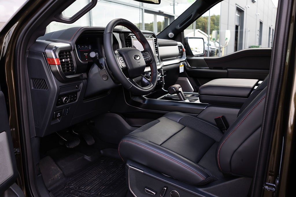 Ford F-150 NYA RAPTOR 2026 / FOX RACING SHOX / OMG LEVERANS