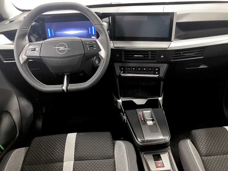 Bild på Opel Frontera GS 1.2 Turbo Hybrid 145hk Aut B-KAMERA NAVI