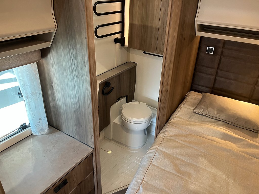 Kabe Imperial 600 XL KS / Kök i vinkel / AC / Läder / C-damm - Kabe