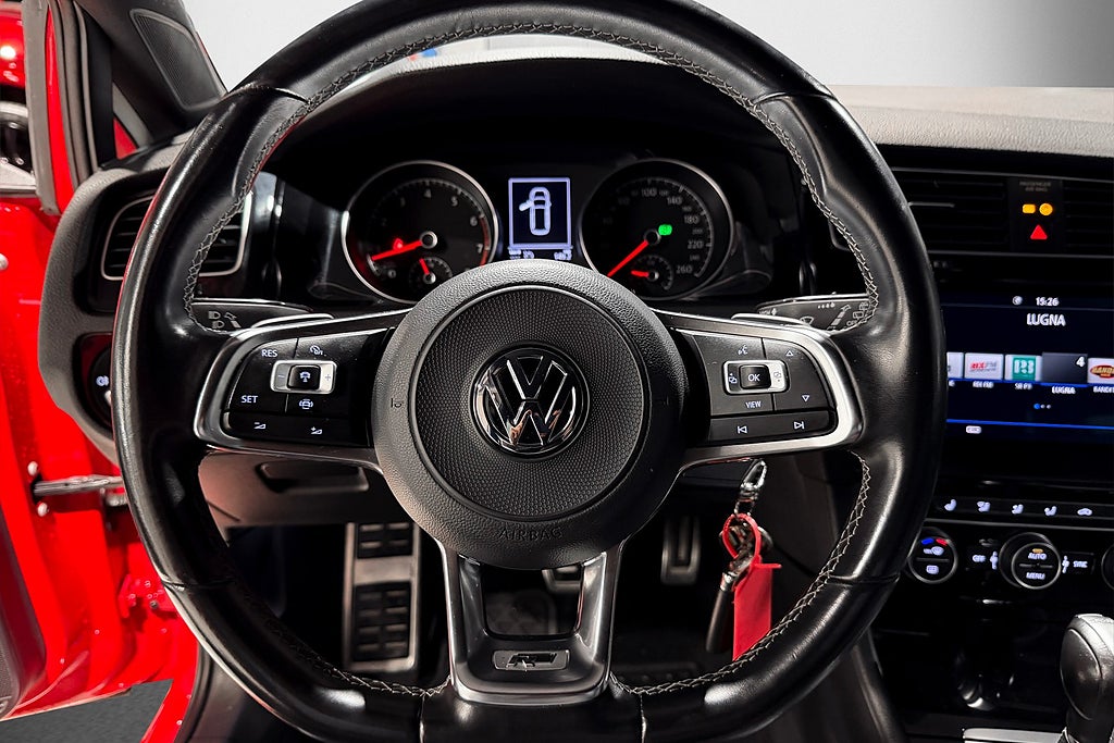 Volkswagen Golf SC 1.5 TSI 150hk DSG R-Line | Pluspaket |