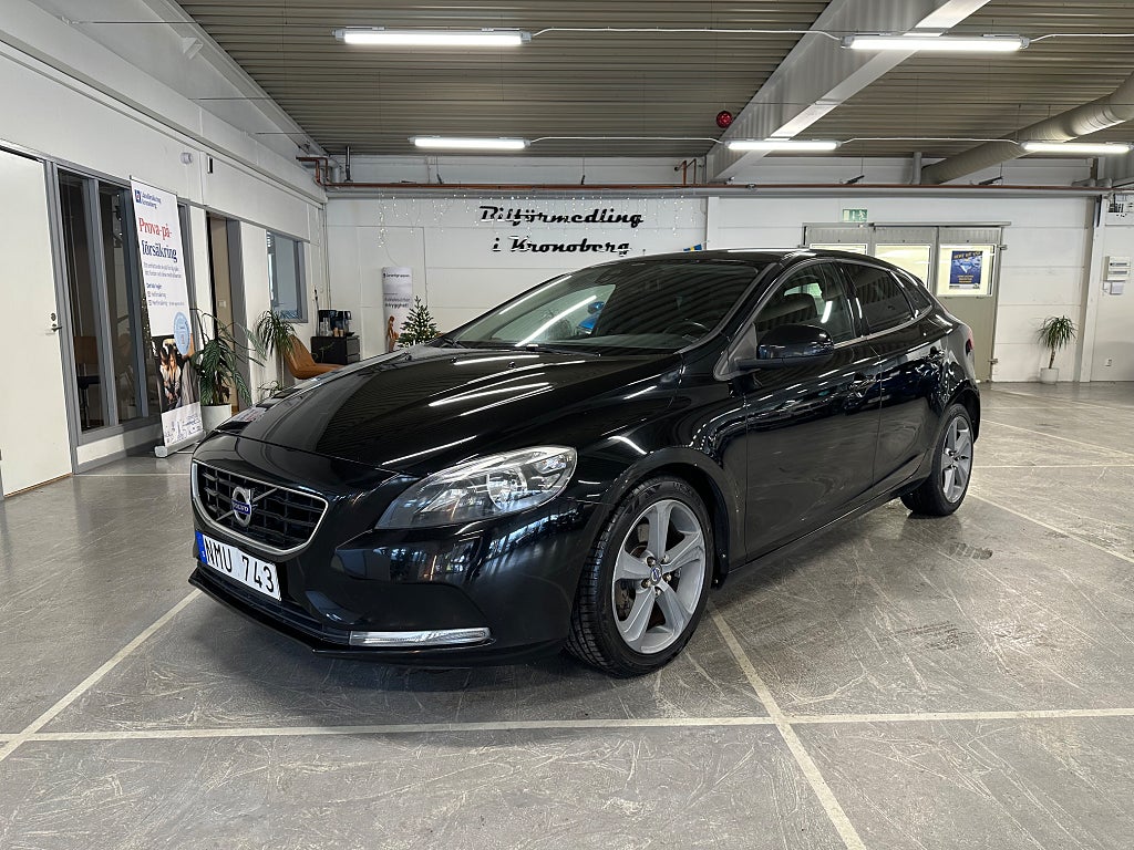 Volvo V40 T3 Kinetic Euro 5 Kamrembytt Nyservad