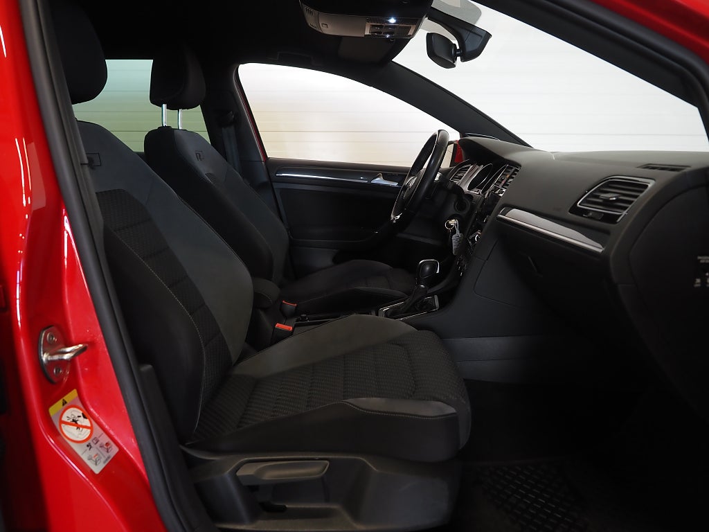 Volkswagen Golf SC TSI 150hk R-Line |Drag|Värmare|Dynaudio| 2018