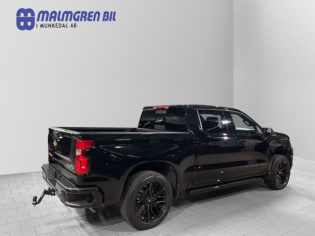 Chevrolet Silverado 2025 - miniatyr 3