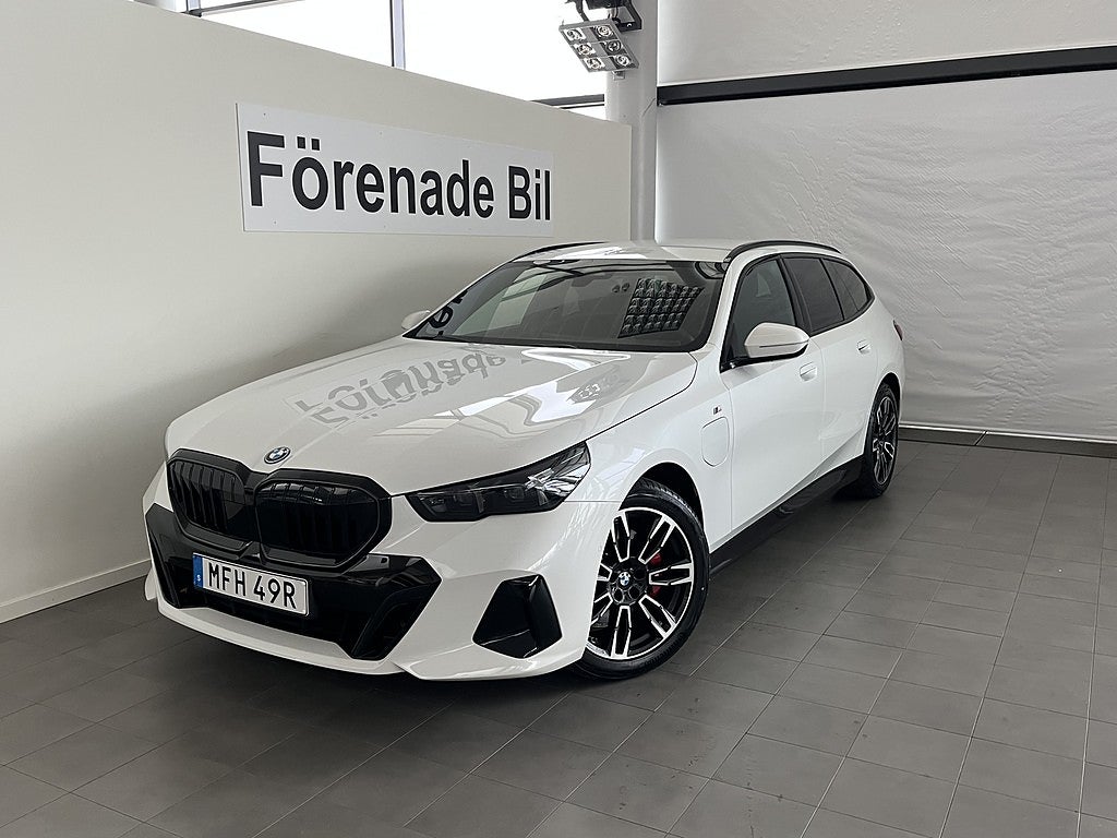 BMW 530e xDrive Touring M Sport Pro Drag H/K Rattvärme