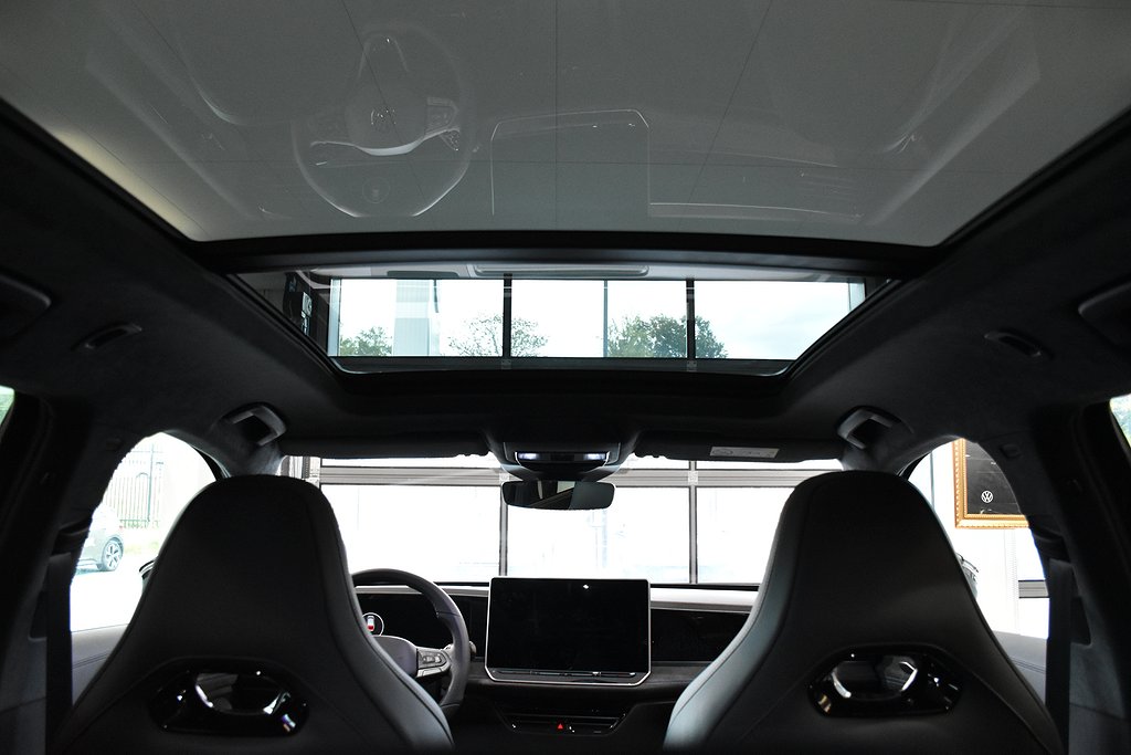 Volkswagen Passat Sportscombi 2.0 TDI DPF SCR 4Motion DSG Sekventiell, 193hk, 2024