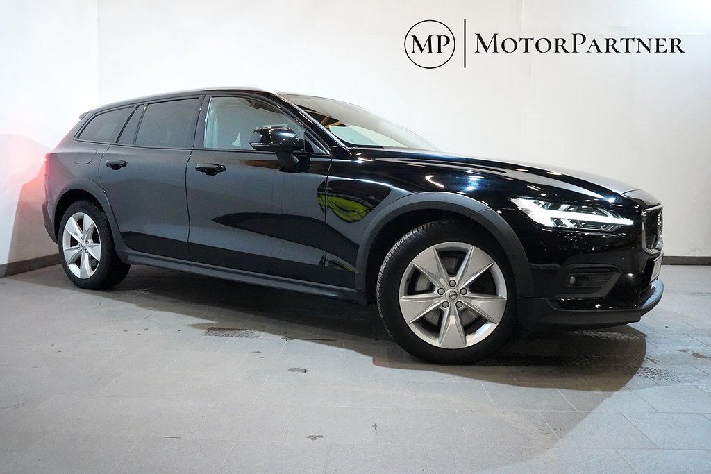 Volvo V60 Cross Country D4 AWD Momentum Advance Drag 4.95%