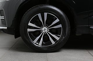 SUV Volvo XC60 8 av 25