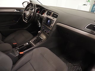 Halvkombi Volkswagen Golf 15 av 24