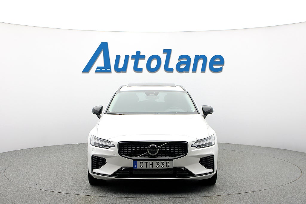 Volvo V60 T6 Plug-In Hybrid AWD Ultra Dark Pano, H/K, HUD, 360°