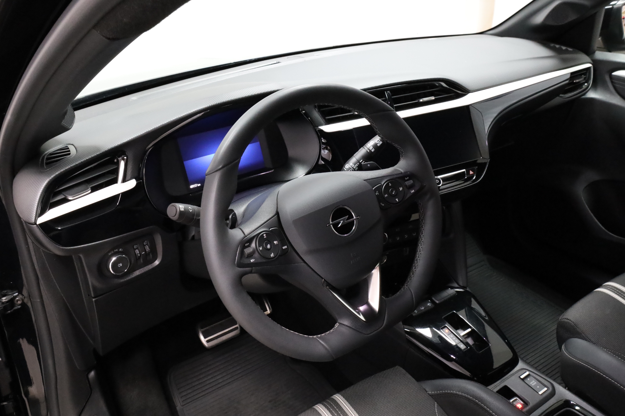 Opel Corsa 1.2 Turbo Automat 2025, bild 6/10