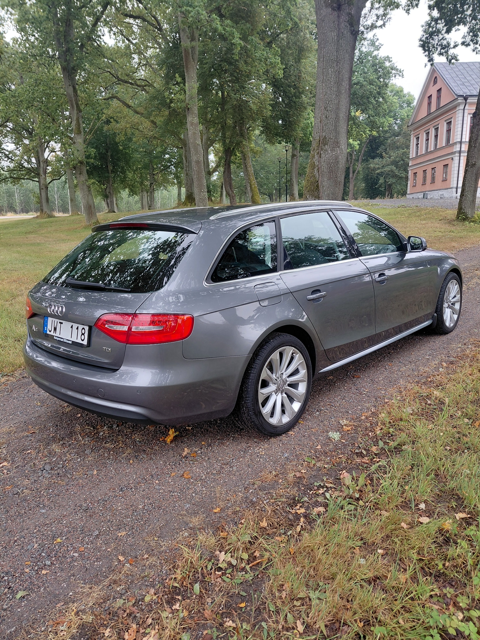 Audi A4 Avant 2.0 TDI 2014, kuva 5/10