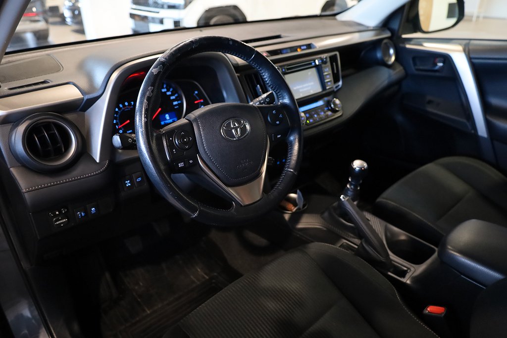 Toyota RAV4 2,0 D-4D EDITION 50 AWD Extraljus Motorv Drag 2014