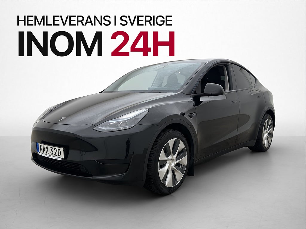 Tesla Model Y Standard Range Drag Värm Pano Moms 1 Brukare