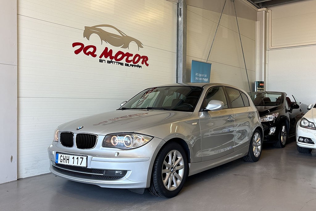 BMW 118d 5-dörrars Advantage Euro 5 / Svart Innerrak/M Ratt/