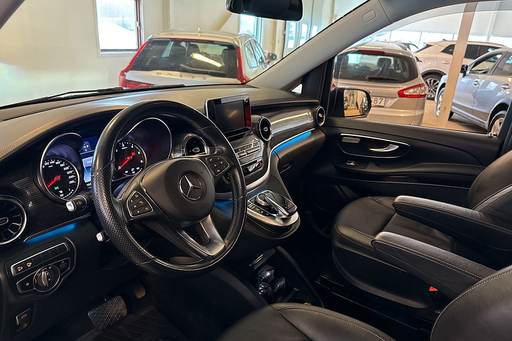 Mercedes-Benz V 250d 4MATIC 9G-Tronic Drag 360° P-värm Skinn 7sits miniatyr 6