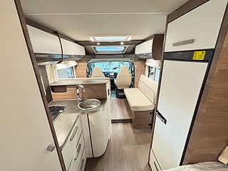 Husbil-halvintegrerad Knaus LIVE TI 650 MF 24 av 24