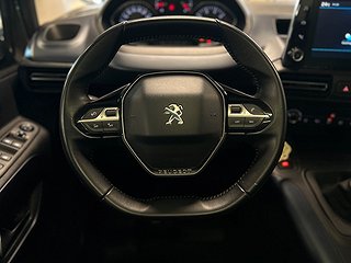 Peugeot Rifter 1.2 e-THP S&V-däck/Drag/M-värmare/Sensorer
