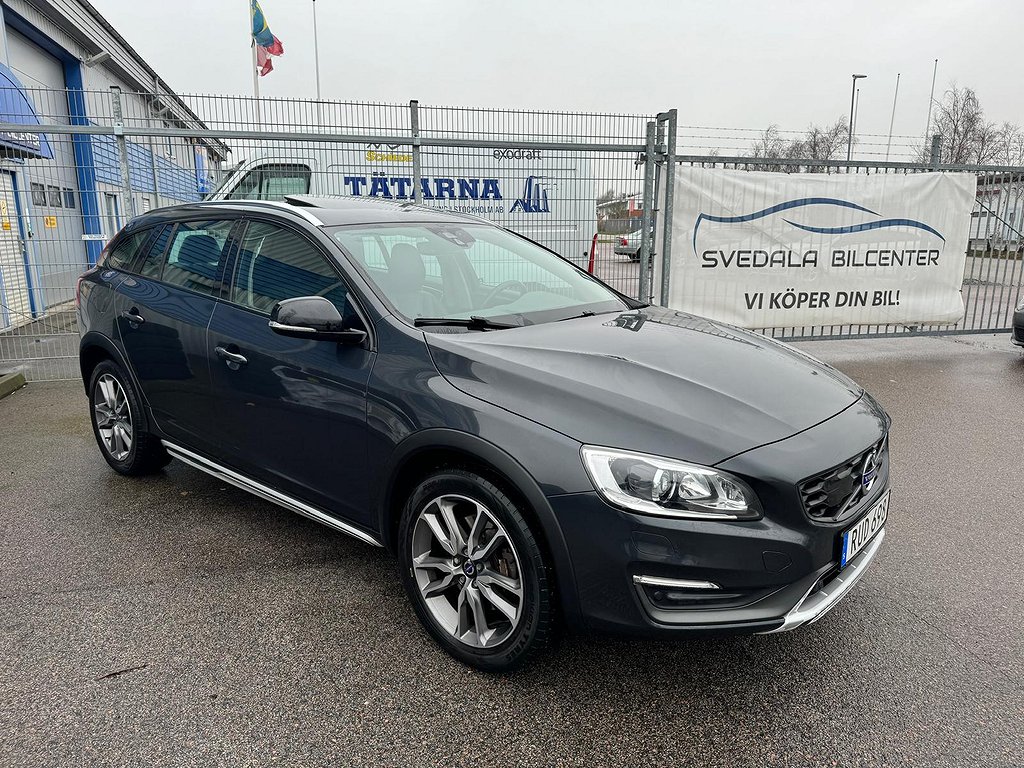 Volvo V60 Cross Country D4 Geartronic Summum | Navi|Taklucka