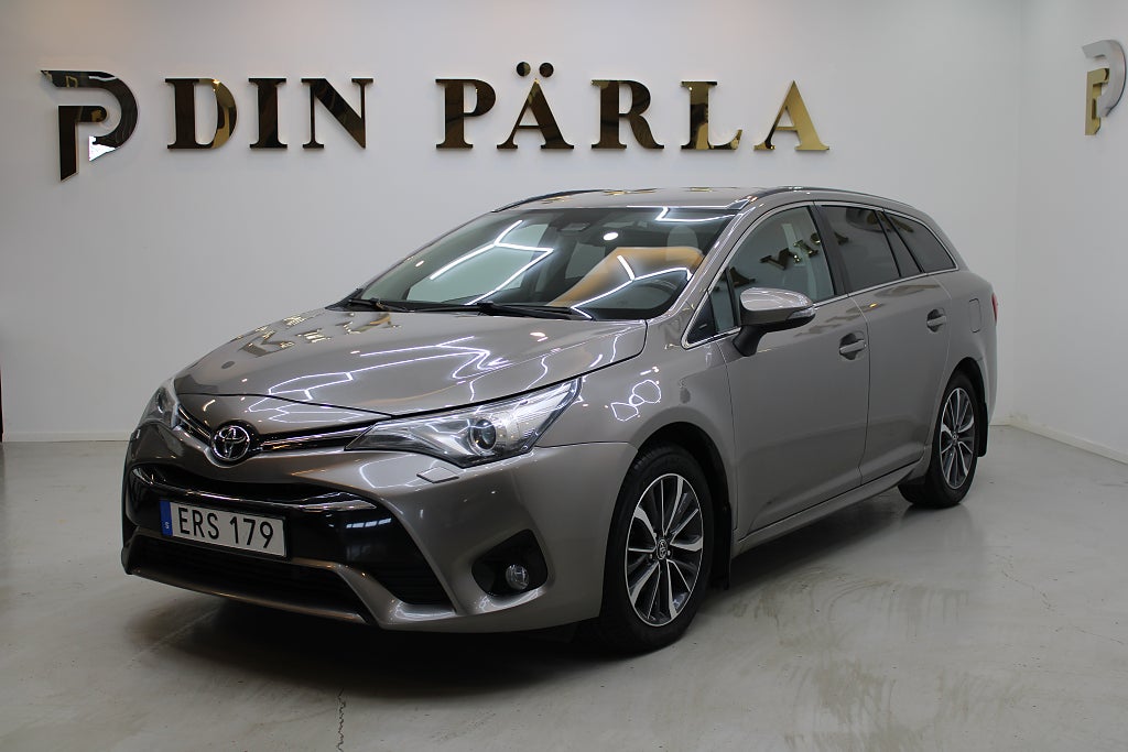 Toyota Avensis Kombi 1.6D Active Plus Nyservad Drag M-Värme 