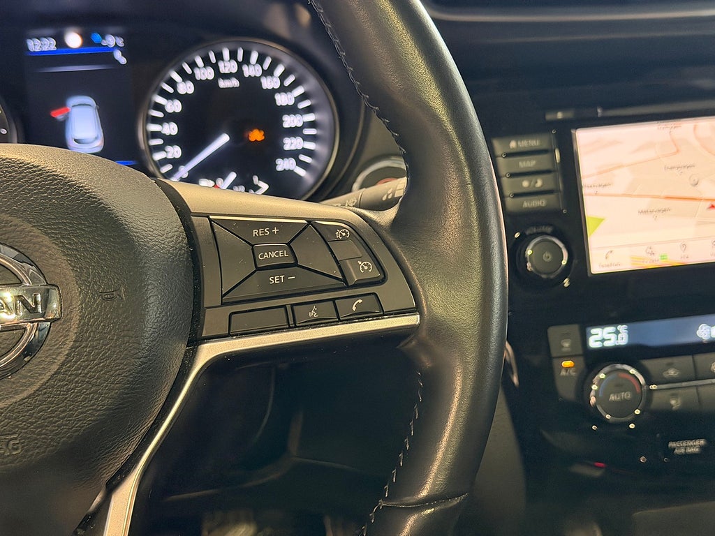 Nissan Qashqai 1.3 DIG-T 140hk | Tekna Design | Panorama | Navi | 360° 2019