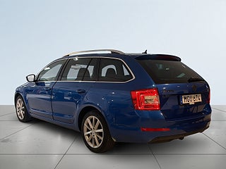 Skoda Octavia Kombi Style Dragkrok Mvärmare LED-ramp Farthållare S&V – bild 5
