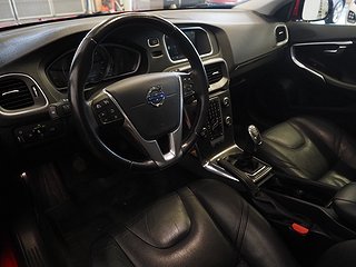 Halvkombi Volvo V40 9 av 23