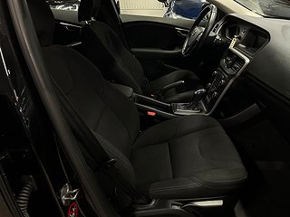 Volvo V40 D2 Geartronic Kinetic S&Vdäck/Sensorer/Kamrem bytt