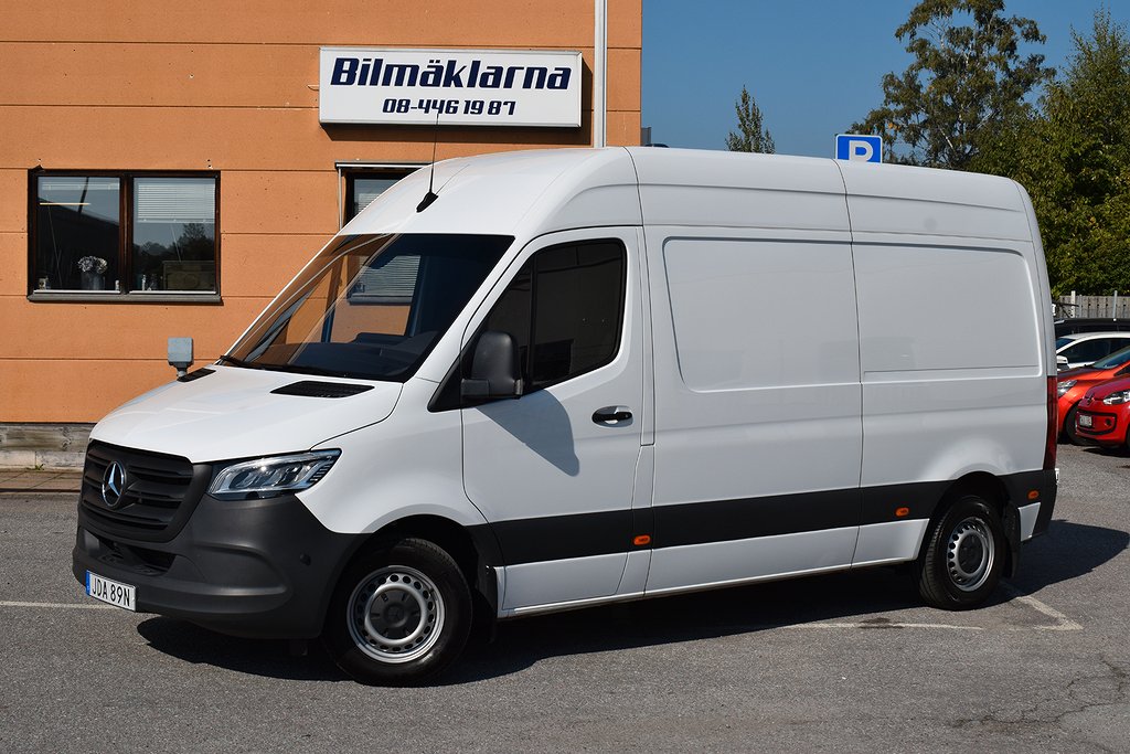 Mercedes-Benz Sprinter 211 CDI/ DRAG/ KAMERA/ WEBASTO I SKÅP