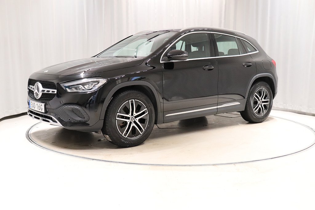 Mercedes-Benz GLA 250e 218hk Aut Drag Kamera Panorama Navi 