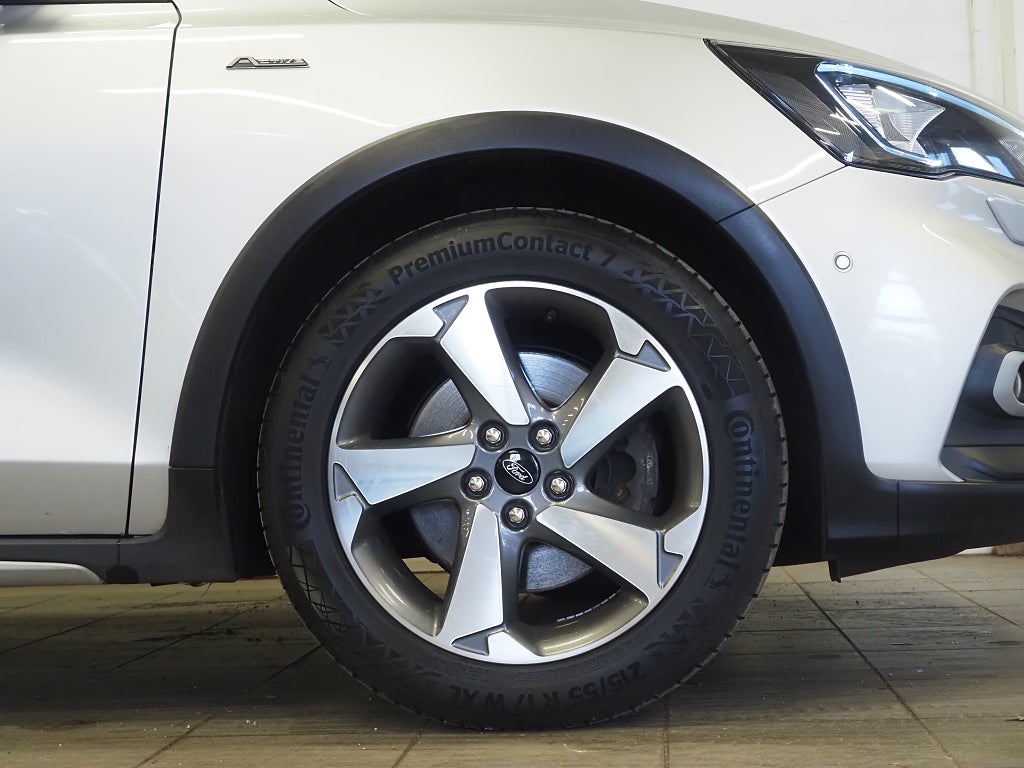 Ford Focus Active 1.0 EcoBoost Active 125hk Backkamera 2020