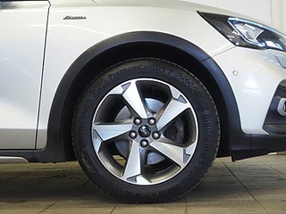 Halvkombi Ford Focus 8 av 21