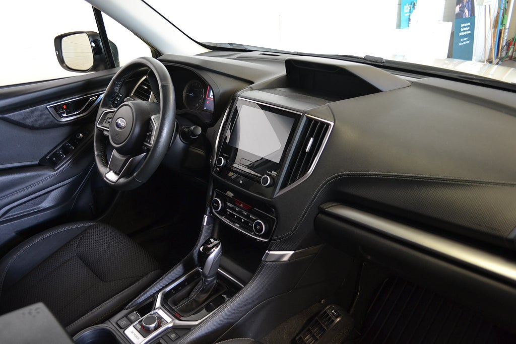 Subaru Forester 2,0i e-Boxer XFuel Active AWD Aut Extraljus Motor-v