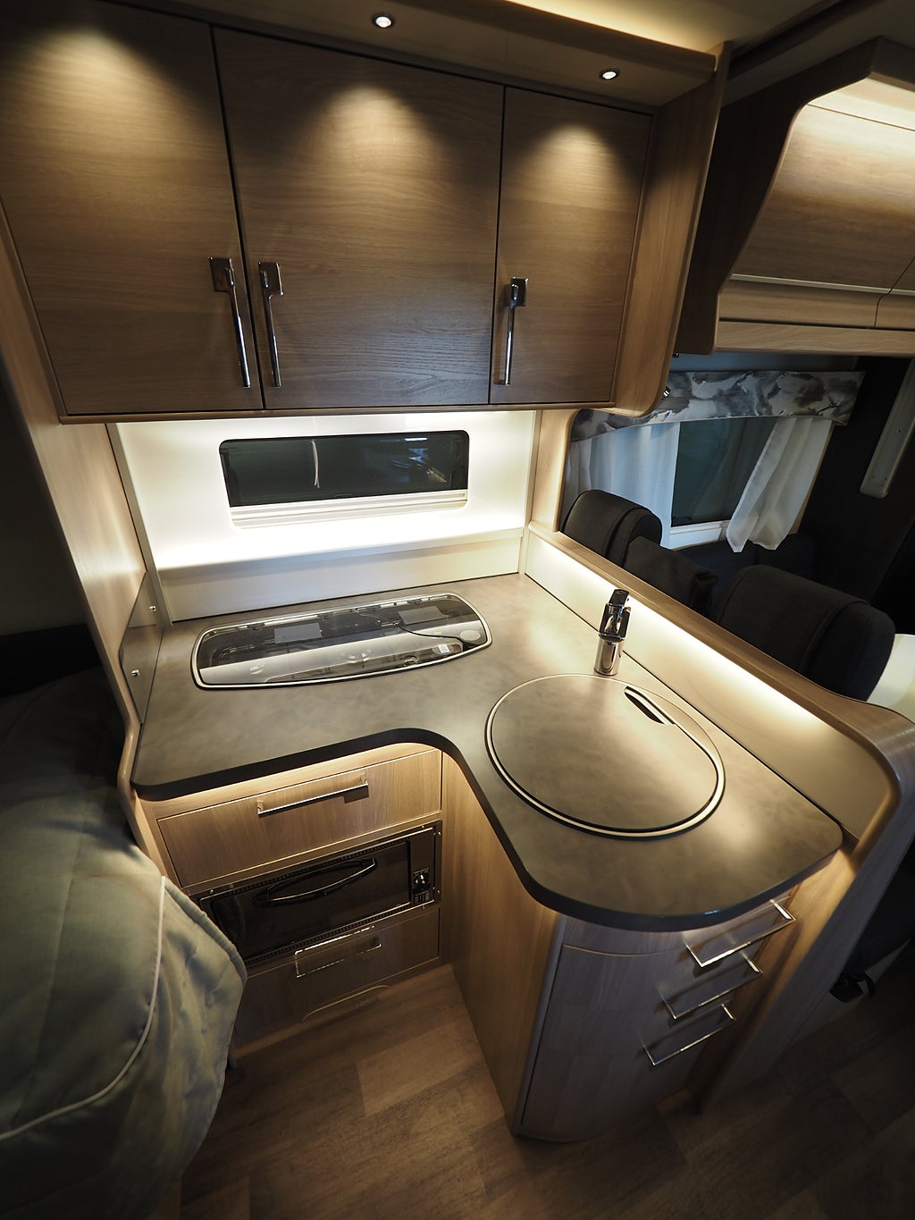 Kabe TM RX 780 LT ALDE I Stödben I AUT I MB